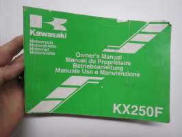 Kawasaki KX250F Motorcucle Owner´s manual / Manuel du Propriétaire / Betriebsanleitung / Manuale Uso e Manutenzione