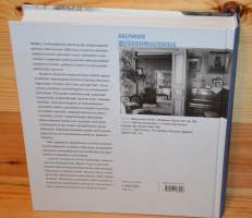 Asunnon muodonmuutoksia - Puhtauden estetiikka ja sukupuoli modernissa arkkitehtuurissa