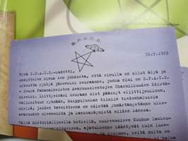 Alienologia - Emme ole yksin - Ulkoavaruuden olentojen opas