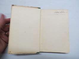 Valistuksen laulukirja, nuottipainos, sisältää nuottioppi-osuuden alussa, kaikki laulujen nimet näkyvät kuvissa -song book for schools, with introduction to music