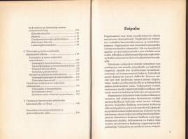 Johtaminen ja työyhteisön hyvinvointi, 2002. Kirja kokoaa uudenaikaisen johtamisnäkemyksen keskeisen sisällön yksiin kansiin.
