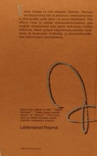 Kolme kummallista romaania