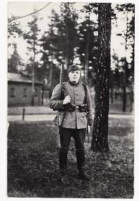Mikko August Ruhanen 1907-1982 Hirvensalmi  - valokuva 9x13 cm