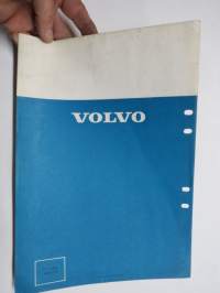 Volvo Lastvagnar Verkstadshandbok Avd. 1 (12) Smörjning F6 -korjaamokirjasarjan osa, ruotsinkielinen