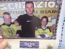 VG Hockey Team, Naantali - Millenium 2000 kalenteri, kuvissa junioreita + Saku Koivu, Tomi Kallio, Kai Nurminen, Tony Virta, Marko Leinonen, Marco Tuokko...