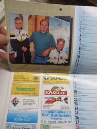 VG Hockey Team, Naantali - VG-62 Viikingit kalenteri, kuvissa junioreita + Fredrik Norrena, Sergei Zholtok, Mika Alatalo, Ed Jovanovski, Marko Kiprusoff, Joni Lius