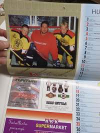 VG Hockey Team, Naantali - VG-62 Viikingit kalenteri, kuvissa junioreita + Fredrik Norrena, Sergei Zholtok, Mika Alatalo, Ed Jovanovski, Marko Kiprusoff, Joni Lius