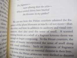 The Book of Incence - Enjoying the Traditional Art of Japanese Scents