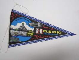Helsinki - Helsingfors - Suurkirkko -matkailuviiri / souvenier pennant