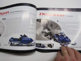 Yamaha moottorikelkka 2001 mallisto -myyntiesite / snow scooter brochure