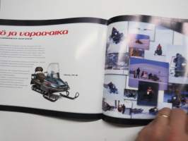 Yamaha moottorikelkka 2001 mallisto -myyntiesite / snow scooter brochure