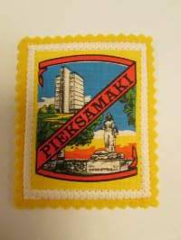 Pieksämäki-kangasmerkki / matkailumerkki / hihamerkki / badge -pohjaväri keltainen