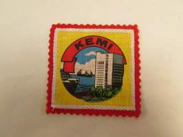 Kemi -kangasmerkki / matkailumerkki / hihamerkki / badge -pohjaväri punainen
