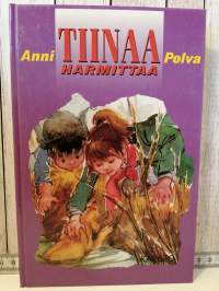 Tiinaa harmittaa