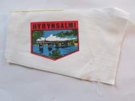 Hyrynsalmi -kangasmerkki, matkailumerkki, leikkaamaton
