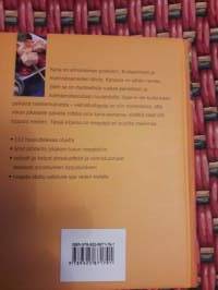 Ruokasuosikit / kanaruuat. Love food. Suomennettu v.2010. 100 mielenkiintoista ohjetta kana ruuaksi eri maista Uusi, vaikka lahjakirjaksi.