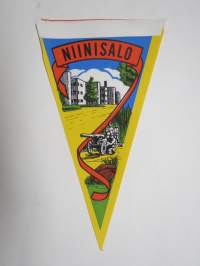 Niinisalo -matkailuviiri / souvenier pennant