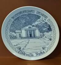 Joululautanen - Bohuslänsk Jul 1973. Uddeualla Kyrka. Posliini, Tanska , keräilylautanen (Vintage Christmas Plate,  Scandinavian Design, Jultallrik, Porcelain)