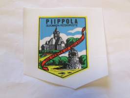 Piippola -Suomen -keskipiste -The -center -of Finland -kangasmerkki, matkailumerkki, leikkaamaton