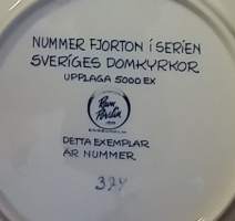 Keräilylautanen - Härnösands Domkyrka. Posliini, seinälautanen. (Vintage, Ruotsi,  Scandinavian Porcelain, tallrik, collecting plate)