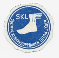 SKJ Suomen Kenkäteollisuuden jäsen - kirjeensulkija kirjeensulkijamerkki
