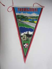 Tohmajärvi -matkailuviiri / souvenier pennant