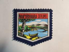 Naapurivaara - Sotkamo -kangasmerkki / matkailumerkki / hihamerkki / badge -pohjaväri sininen