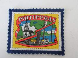 Pihtipudas -kangasmerkki / matkailumerkki / hihamerkki / badge -pohjaväri sininen