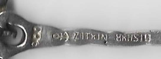 Figuriini kilpikonna coctail tikku - vanhaa leimattua 0.900 sterling hopeaa