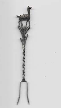 Figuriini laama coctail tikku  - vanhaa leimattua 0.900 sterling hopeaa