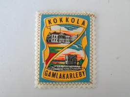 Kokkola - Gamlakarleby -Urheilutalo -kangasmerkki / matkailumerkki / hihamerkki / badge -pohjaväri valkoinen