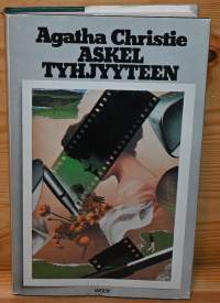 Askel tyhjyyteen