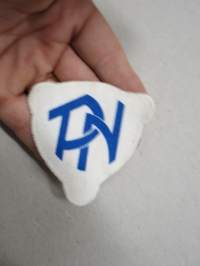 PN (karhunpää) -kangasmerkki / matkailumerkki / hihamerkki / badge