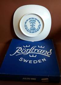 Rörstrandin Joululautanen vuosi 1980. Posliinilautanen, seinälautanen, koristelautanen (Vintage Christmas Plate, Sweden Scandinavian Design, Porcelain)