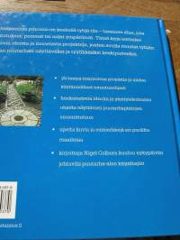 elävä puutarha