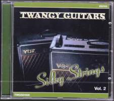 Kotimaista rautalankaa - Silky Strings vol. 2. Katso raidat alta! UUSI, muovitettu
