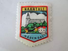 Naantali -Nådendal -kangasmerkki / matkailumerkki / hihamerkki / badge -pohjaväri valkoinen