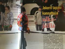 Jokerit Hockey News 2010/1 Piina penkissä: Jani Rita....Jortikka, Hentunen, Leino