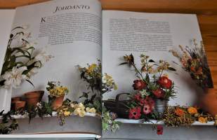 Koristele kukkasilla