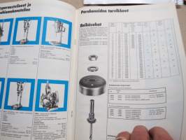 Black &amp; Decker sähkötyökalut 1974 -tuoteluettelo / myyntiesite / sales brochure