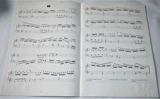 Pianoetydejä