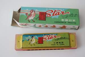 Star  huuliharppu made in China käyttämätön alkuperäisessä pakkauksessa