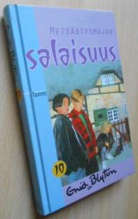 Metsästysmajan salaisuus - Salaisuus-sarja 10
