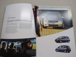 Toyota Corolla Verso -myyntiesite / sales brochure