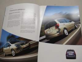 Toyota Corolla Verso -myyntiesite / sales brochure