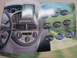 Toyota Previa Accessories -myyntiesite / sales brochure