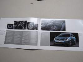 Volkswagen Passat ja Passat Variant -myyntiesite / sales brochure