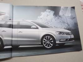 Volkswagen Passat ja Passat Variant -myyntiesite / sales brochure