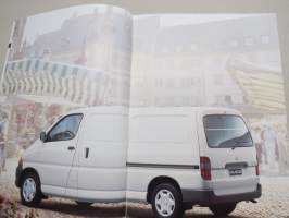 Toyota Hiace -myyntiesite / sales brochure