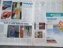 Koneviesti 1998 nr 24 - Mukavuudella on hintansa, Suursäkintyhjennin, haarukkatrukki, klapikone, paalipihti... - Monitoimilaite etukuormaimeen, Riskit kuriin, ym.